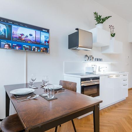 Beautiful Mala Strana Studio By Easybnb Prague Luaran gambar