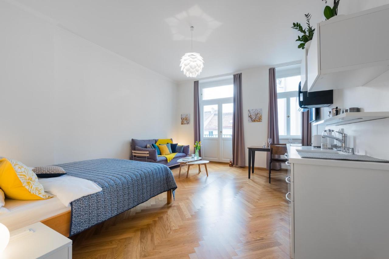 Beautiful Mala Strana Studio By Easybnb Prague Luaran gambar