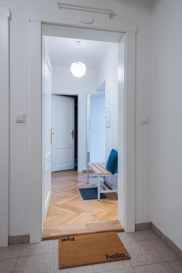 Beautiful Mala Strana Studio By Easybnb Prague Luaran gambar